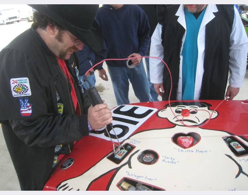 Illustration for article titled BS Inspection at the 24 Hours of LeMons Gator-O-Rama 2010